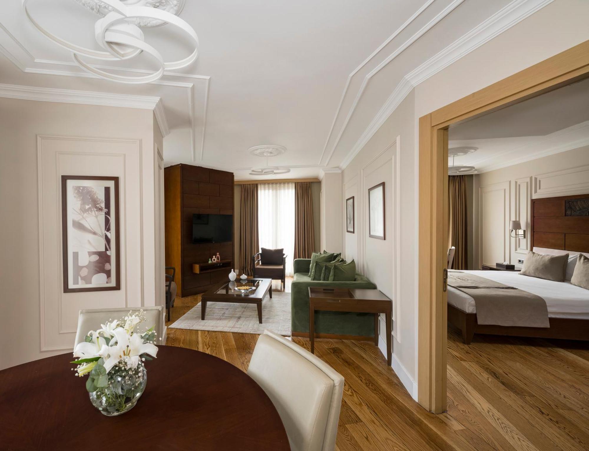 Continental Hotel Pera Istanbul Bilik gambar