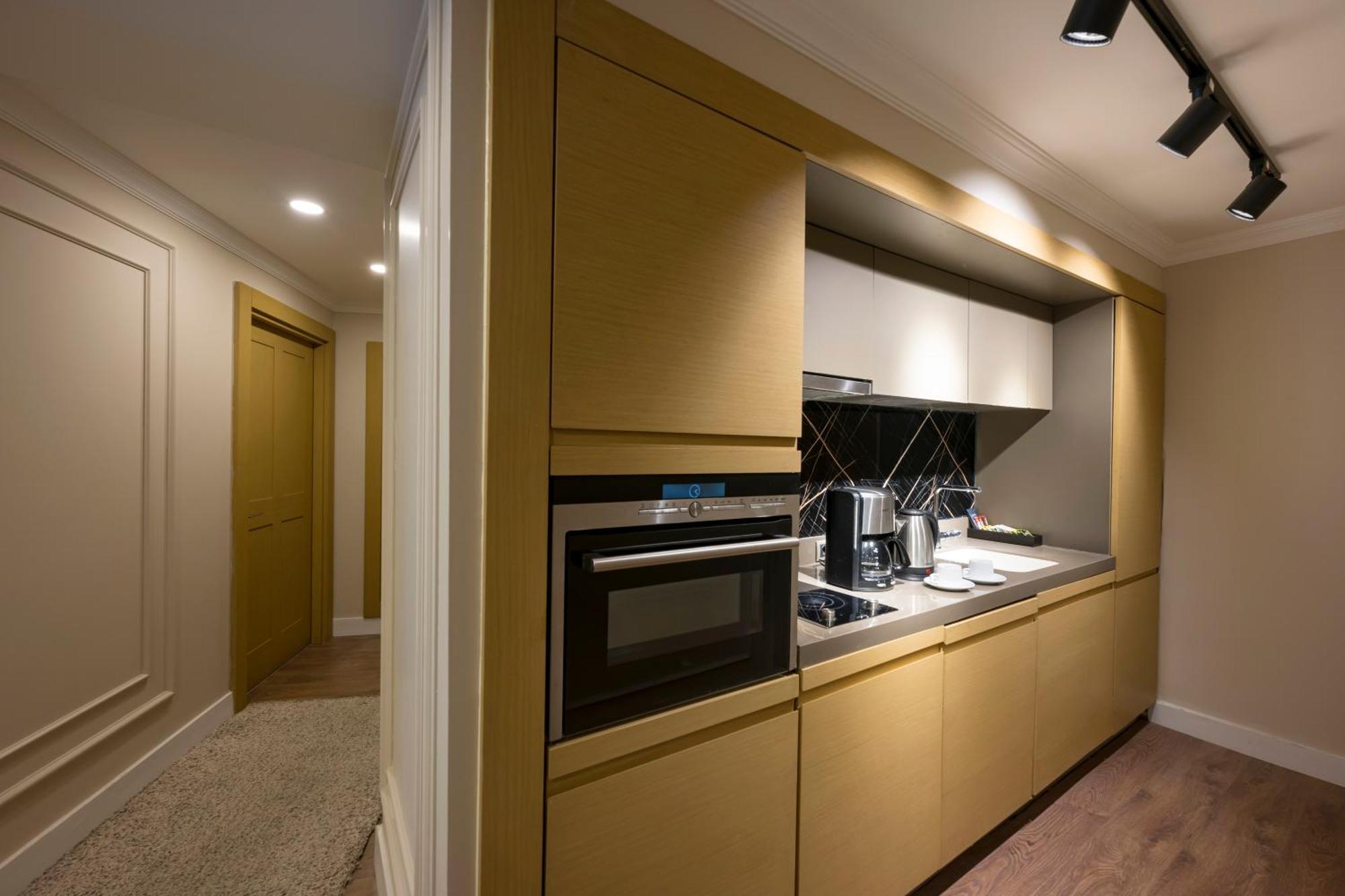 Continental Hotel Pera Istanbul Bilik gambar