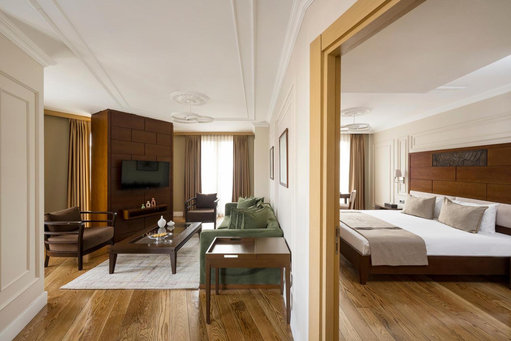 Continental Hotel Pera Istanbul Bilik gambar